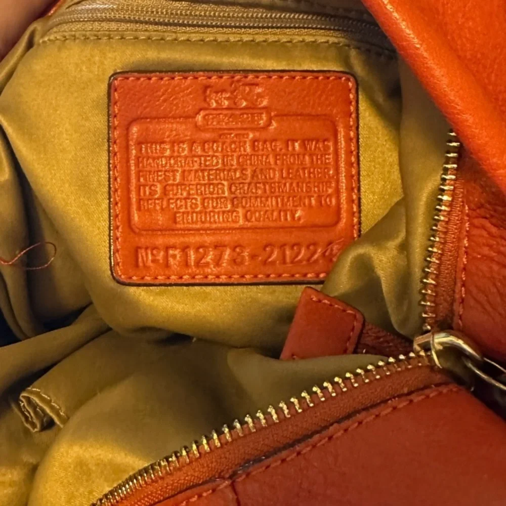 Coach‎ Leather Purse